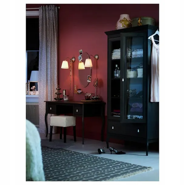ikea-arstid-lampa-scienna-niklowana-biala-liczba-punktow-swiatla-1