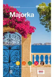 majorka-travelandstyle