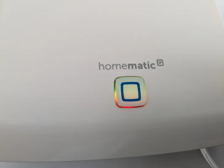 centrala-sterujaca-homematic-ip-smart-home-gateway-marka-homematic-ip