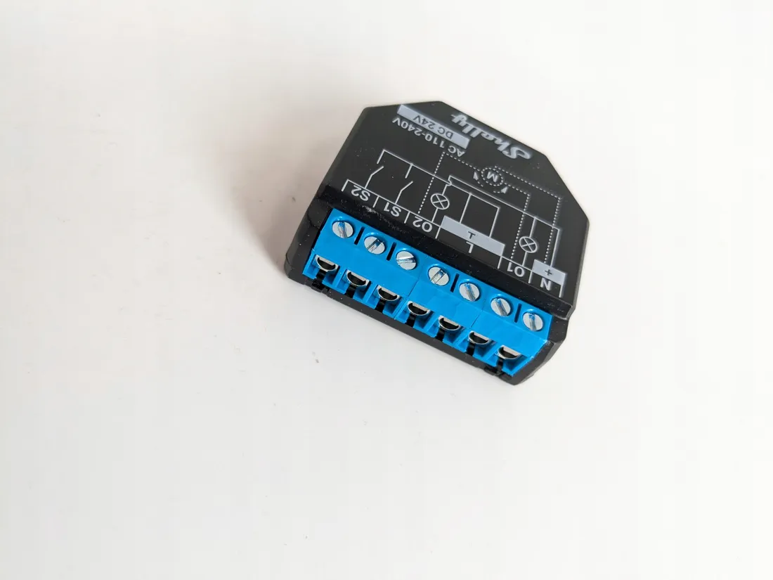 sterownik-shelly-wave-shutter-z-wave-stan-powystawowy