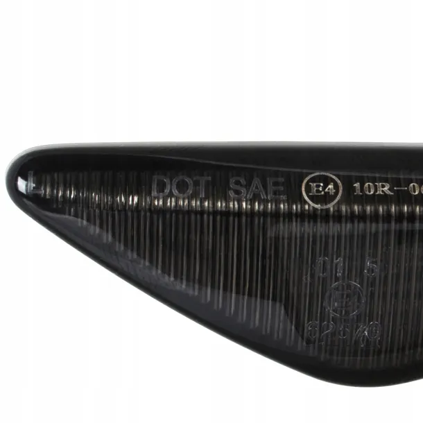 led-dynamiczne-kierunkowskazy-bmw-e46-coupe-03-06-jakosc-czesci-zgodnie-z-gvo-z-zamiennik