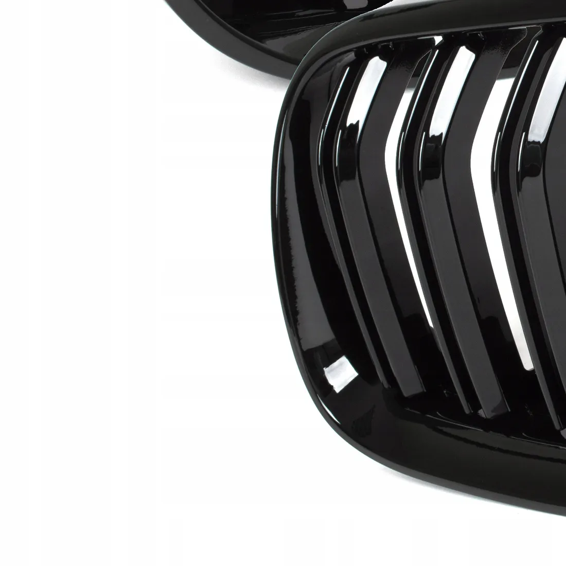 nerki-grill-atrapa-kratka-do-bmw-3-e92-e93-2010-2013-polysk-m3