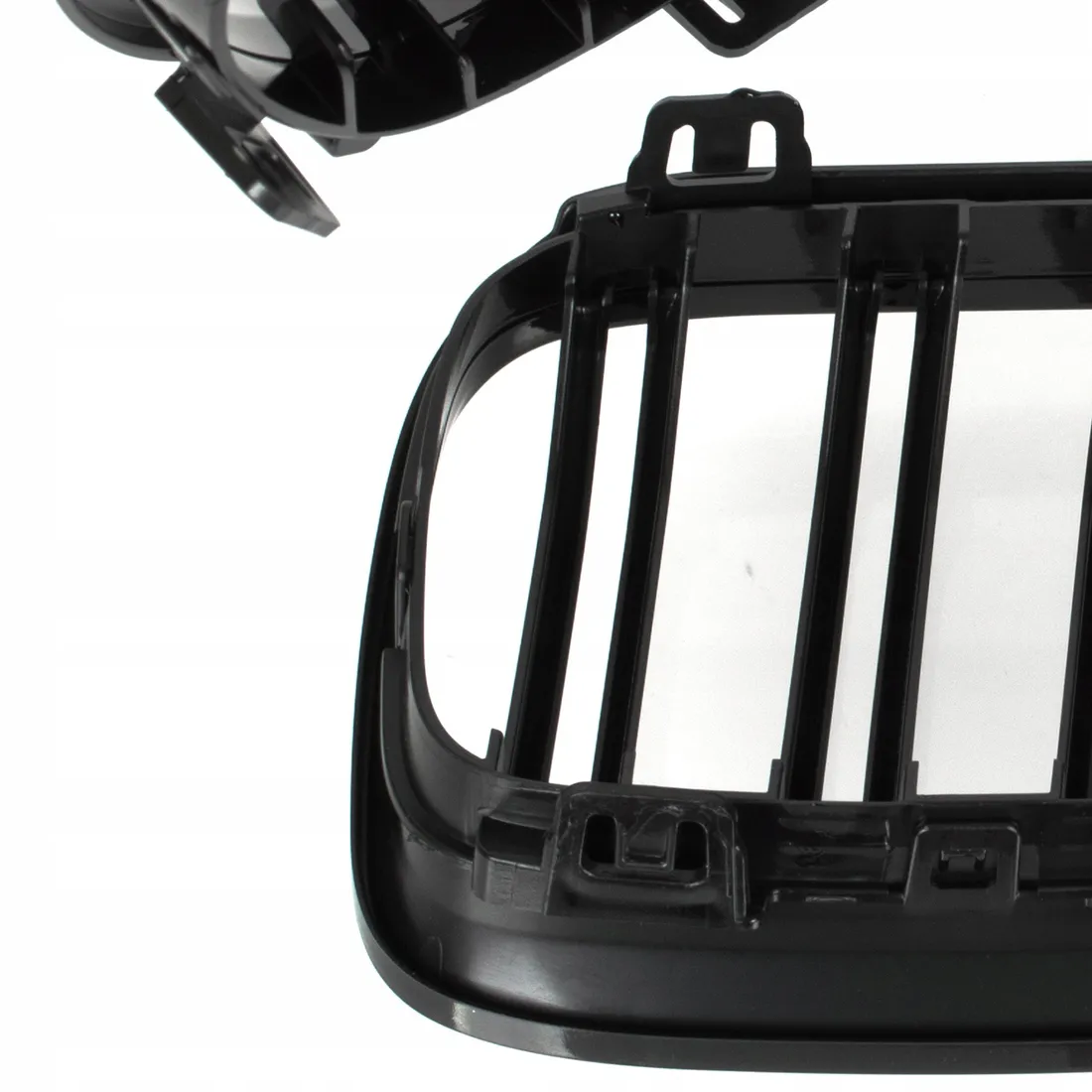 nerki-grill-atrapa-kratka-do-bmw-3-e92-e93-2010-2013-polysk-m3