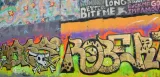 fototapeta-graffiti-mur-napisy