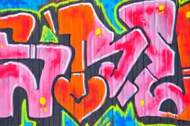 fototapeta-graffiti-mur-napisy-litery