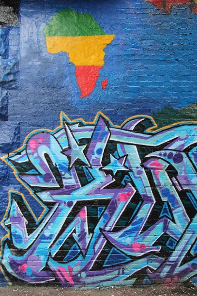 fototapeta-graffiti-mur-napisy