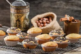 fototapeta-kuchenna-babeczki-z-posypkka-muffinki