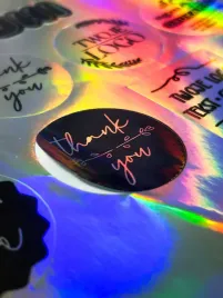 naklejki-samoprzylepne-holograficzne-holo-z-twoim-logo-grafika-100-szt-2-cm