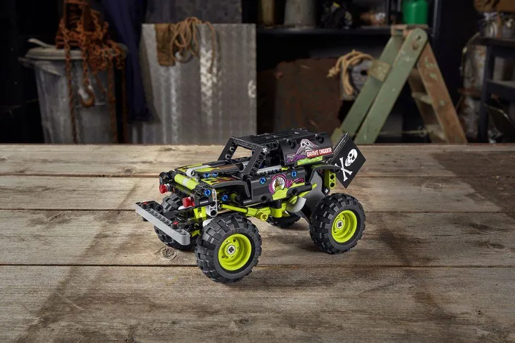 lego-technic-monster-jam-grave-digger-model-42118-waga-z-opakowaniem-1-kg