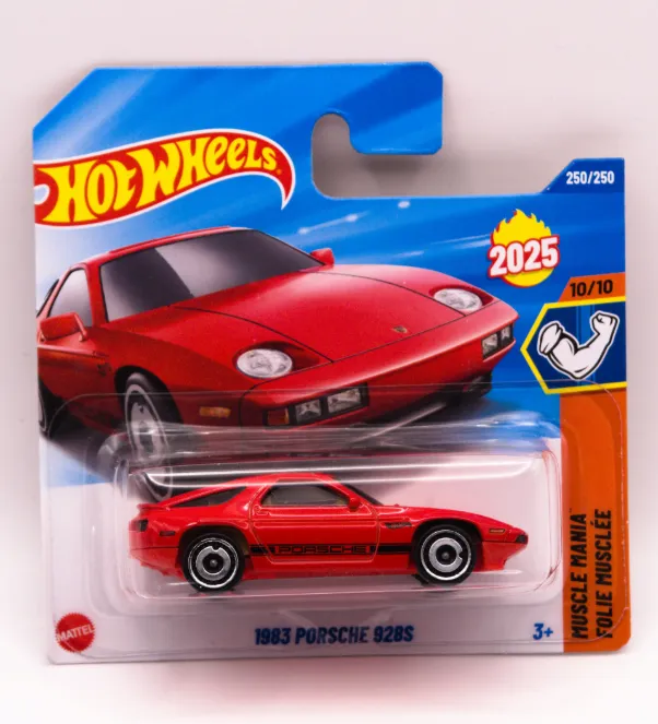 hot-wheels-1983-porsche-928s-bohater-hot-wheels
