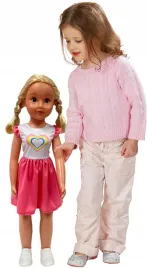 lalka-julka-chodzaca-za-reke-70cm