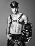 moschino-toy-boy-edp-100ml-oryginal-pojemnosc-opakowania-100-ml-stan-nowy