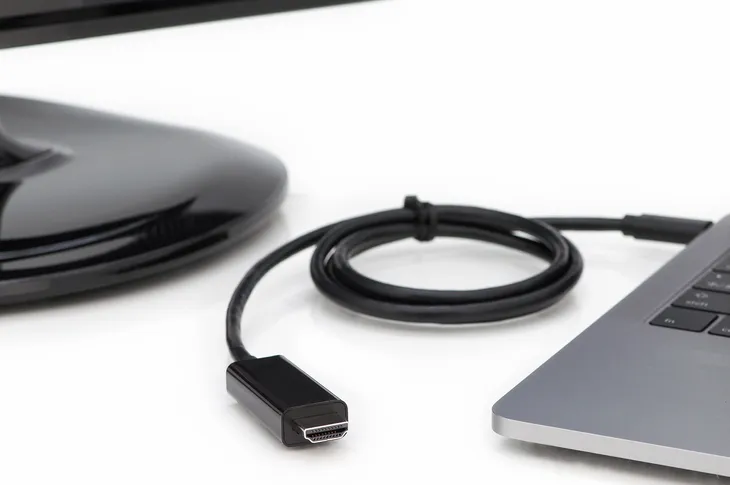 przejsciowka-usb-c-do-hdmi-digitus-5-m-kod-producenta-ak-300330-050-s