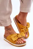 klapki-na-platformie-zolte-so-comfy-kolor-zolty-zloty