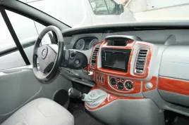 renault-trafic-2001-okleiny-kokpitu-dedykowane-carbon-dekory-panel-deska
