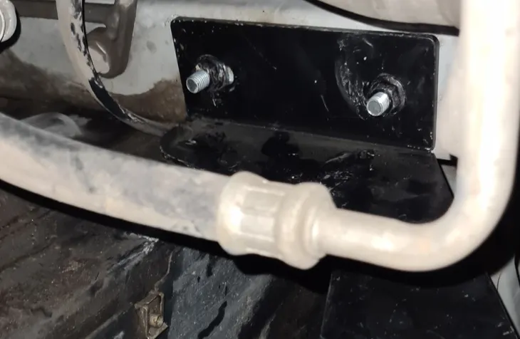 orurowanie-przednie-kangur-a-bar-chrom-renault-master-2010-2019-stan-nowy-producent-czesci-inny