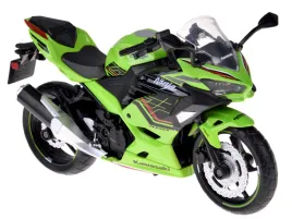 zabawkowy-zielony-motor-z-akcesoriami