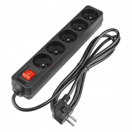 przedluzacz-listwa-15m-uziemienie-5-gniazd-czarny-3x1mm