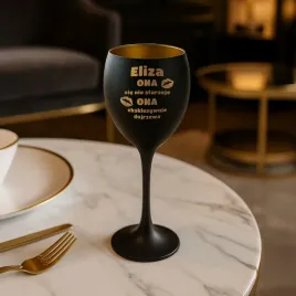 kieliszek-do-wina-z-grawerem-dla-kobiety-personalizowany-wyjatkowy-eleg