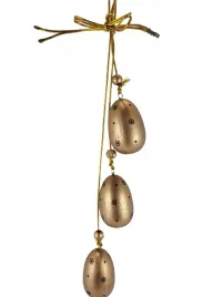drewniana-zawieszka-3-jajka-zlote-w-kropki