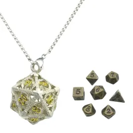 naszyjnik-kostka-k20-artefakt-fortuny-zloty-malutki-zestaw-7-metalowych-k