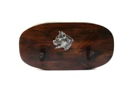 amerykanski-staffordshire-terrier-amstaff-amstaf-i-wieszak-na-akcesoria