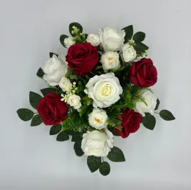 stroik-na-grob-okragla-wiazanka-cmentarz-kwiaty-sztuczne-roze-kompozycja