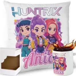 zestaw-poduszka-kubek-z-imieniem-kpop-demon-hunters-huntrix-anime-prezent
