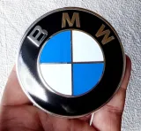 bmw-emblemat-e34-e36-e39-e46-e60-e90-f10-f30-74mm-na-klape-tyl-niebieski-stan-nowy