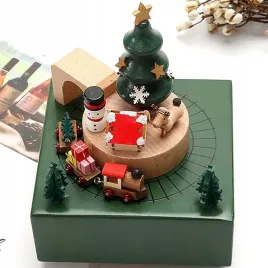 loneedy-drewniana-pozytywka-swiateczna-pociag-balwan-choinka