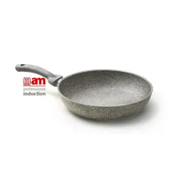 patelnia-do-kuchni-indukcyjnych-tytanowo-kamienna-22-cm-di-pietra