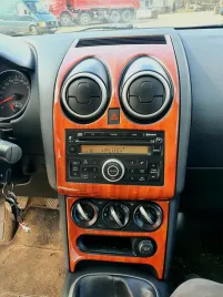nissan-qashqai-dekoracja-kokpitu-deska-panel-konsola-dekory-drewno-alu