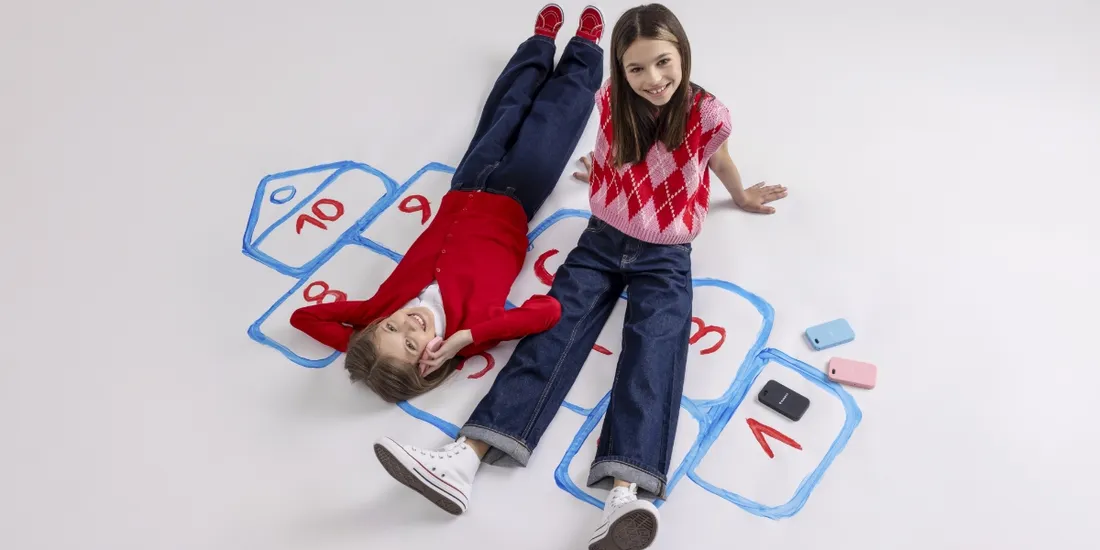 garett-onekid-phone-rozowy