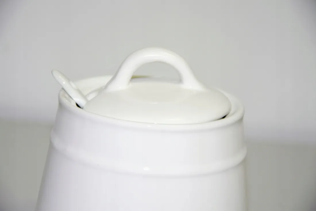 ceramiczny-pojemnik-na-pieprz