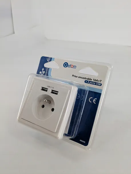 gniazdo-elektryczne-usb-scienne-gefom-bialy-liczba-gniazdek-3-szt