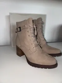 tamaris-botki-na-platformie