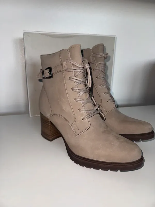 tamaris-botki-na-platformie