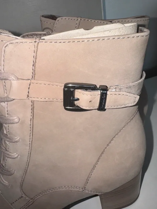 tamaris-botki-na-platformie-stan-nowy