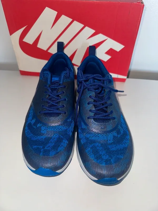 nike-air-max-thea-stan-nowy