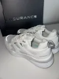 endurance-sneakersy