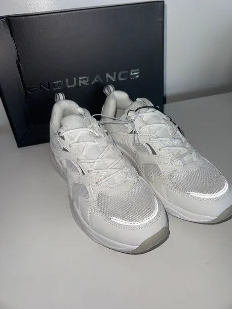 endurance-sneakersy-marka-endurance