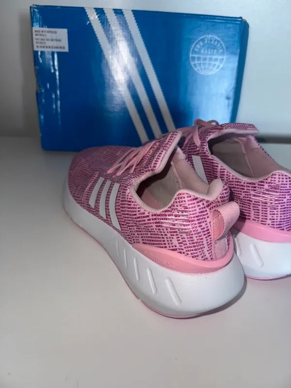 adidas-swift-run-22-stan-nowy