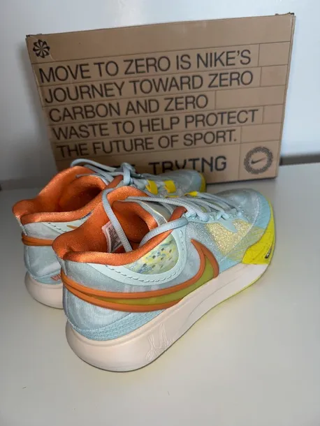 nike-kyrie-meskie-do-koszykowki-stan-nowy