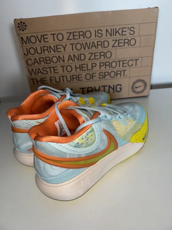 nike-kyrie-meskie-do-koszykowki-stan-nowy