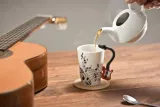 kubek-muzyka-gitara-czerwona