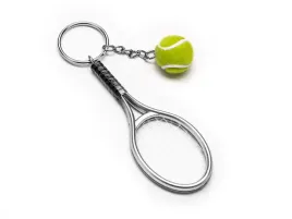 sportowy-brelok-tenis-ziemny