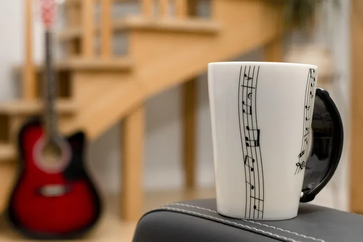 kubek-muzyka-keyboard