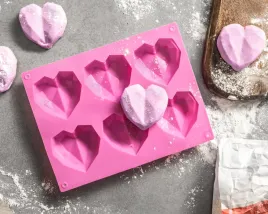 foremka-do-pieczenia-muffinek-serduszka-3d