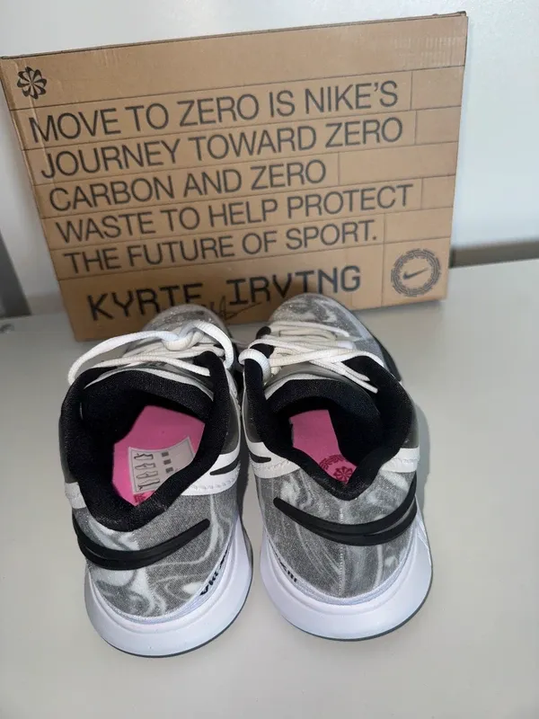 buty-sportowe-nike-zoom-stan-nowy