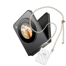 zestaw-nubia-flip-5g-czarny-etui-na-lancuszku